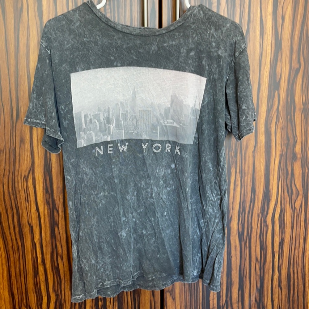 Brandy Melville graphic T